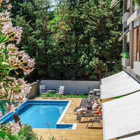 Oasis Life 4* Split