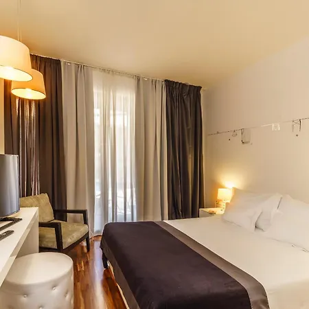 Bed & Breakfast Oasis Life 4*