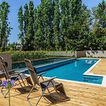Oda ve Kahvaltı Oasis Life Split