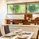 Oasis Life Oda ve Kahvaltı
