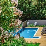 Oasis Life 4* Split
