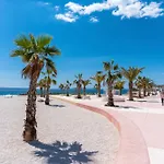 Oasis Life