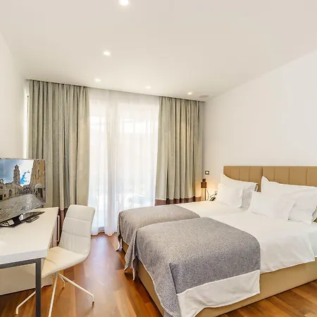 Oasis Life فندق مبيت وإفطار