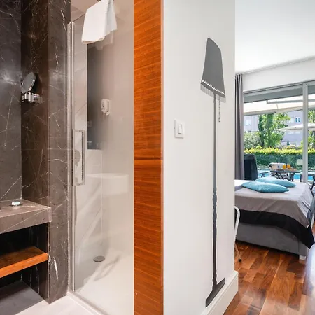 Oasis Life krevet i doručak Split