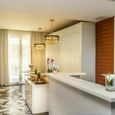 فندق مبيت وإفطار Oasis Life