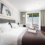 Oasis Life سبليت