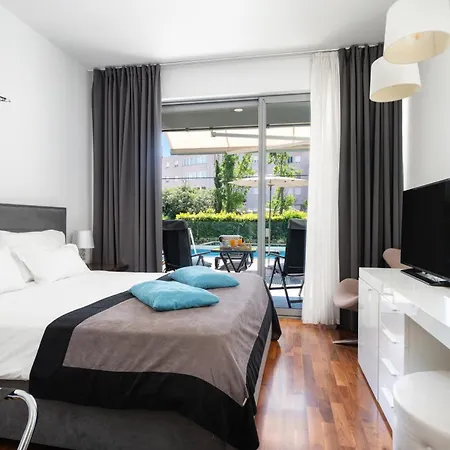 Bed & Breakfast Oasis Life Split